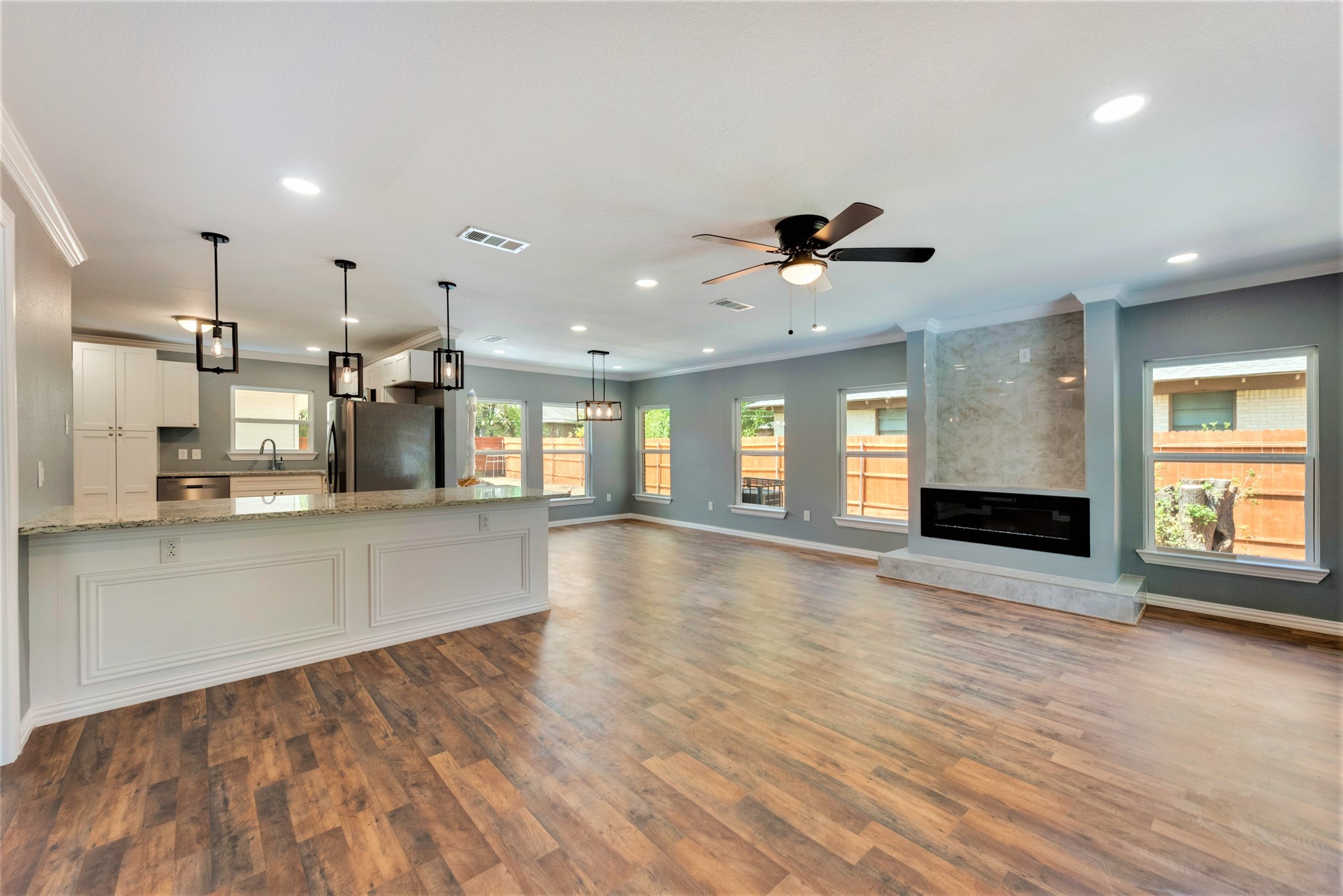 2336 Dugald Place