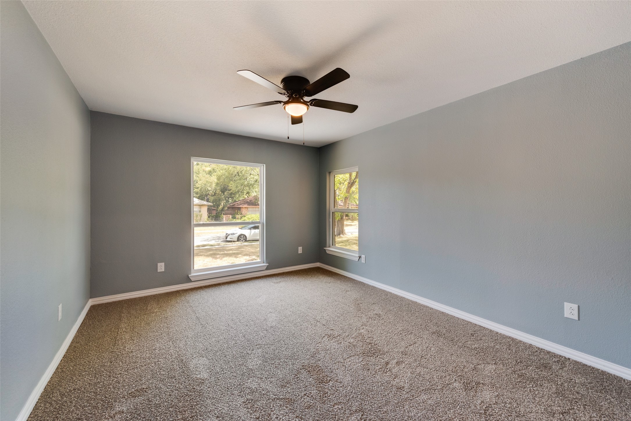 2336 Dugald Place