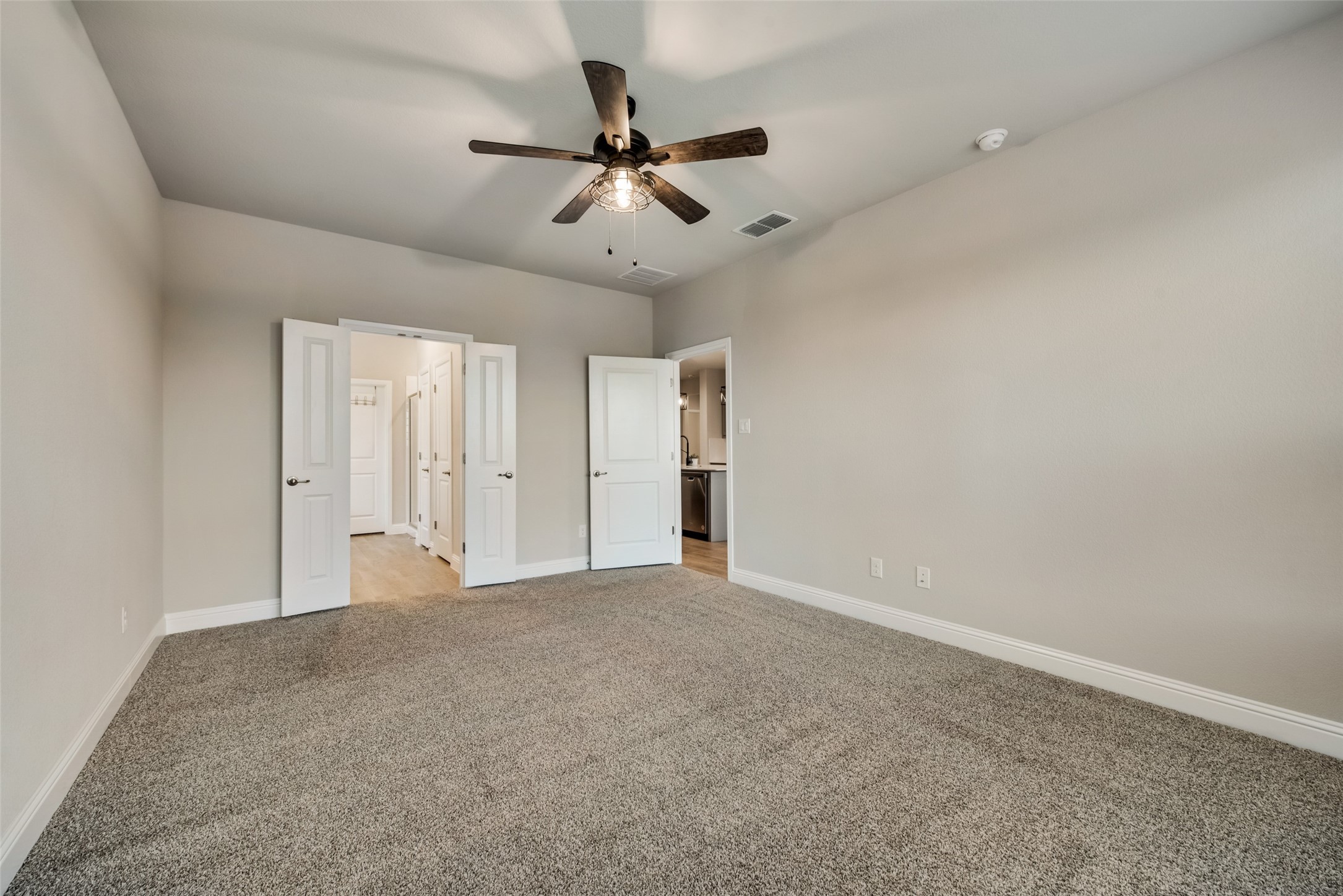 11052 Rockchapel Drive