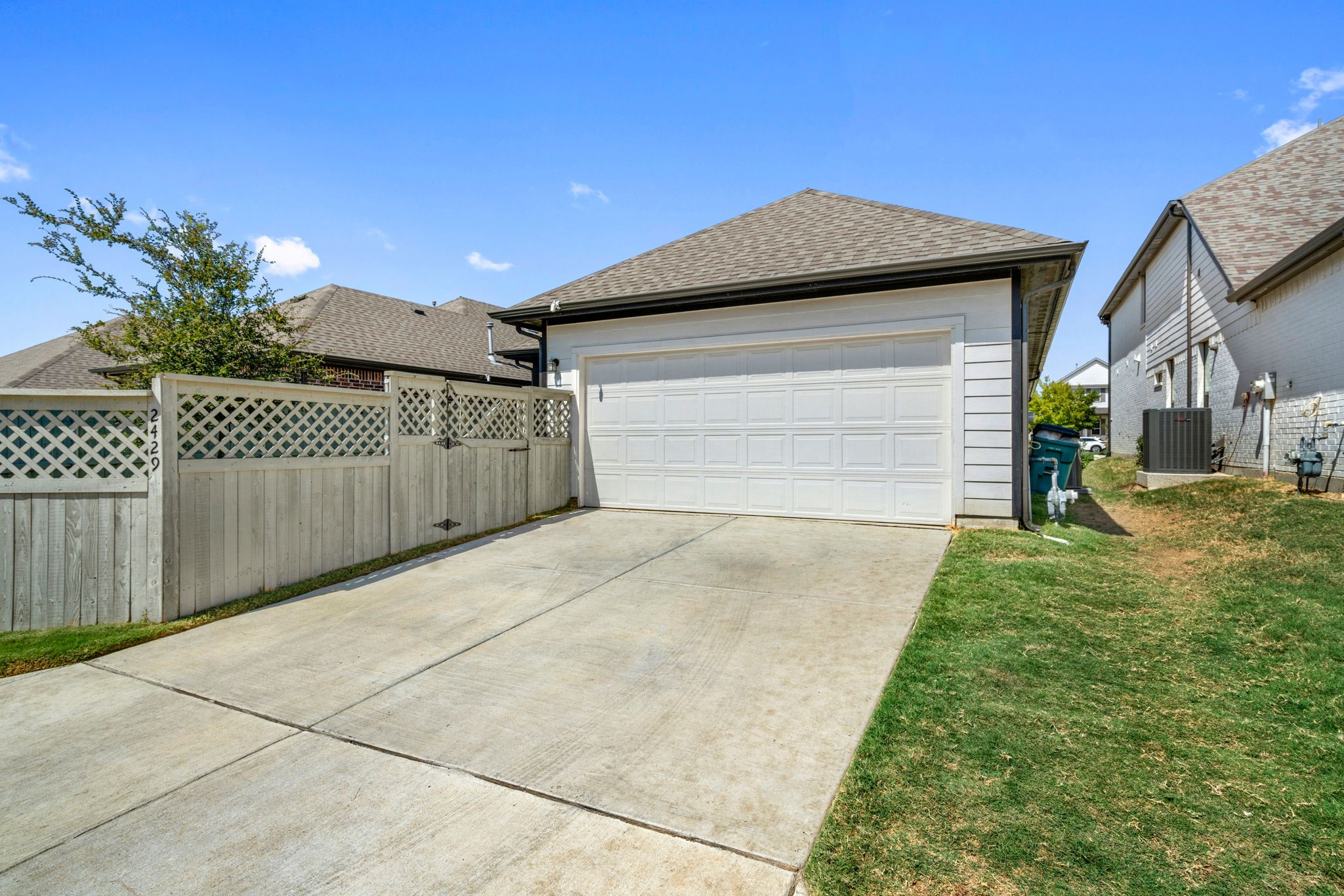2429 Elm Place