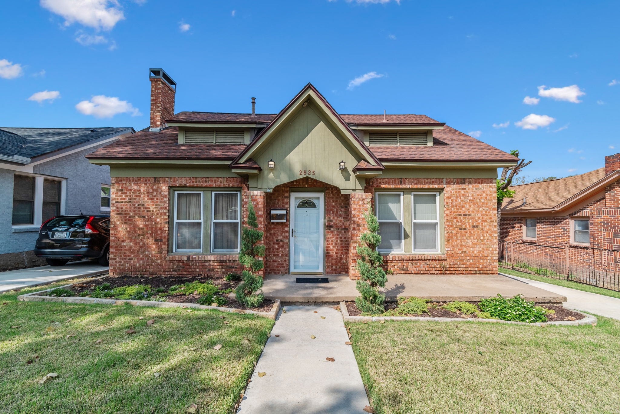 2825 W 12th Street