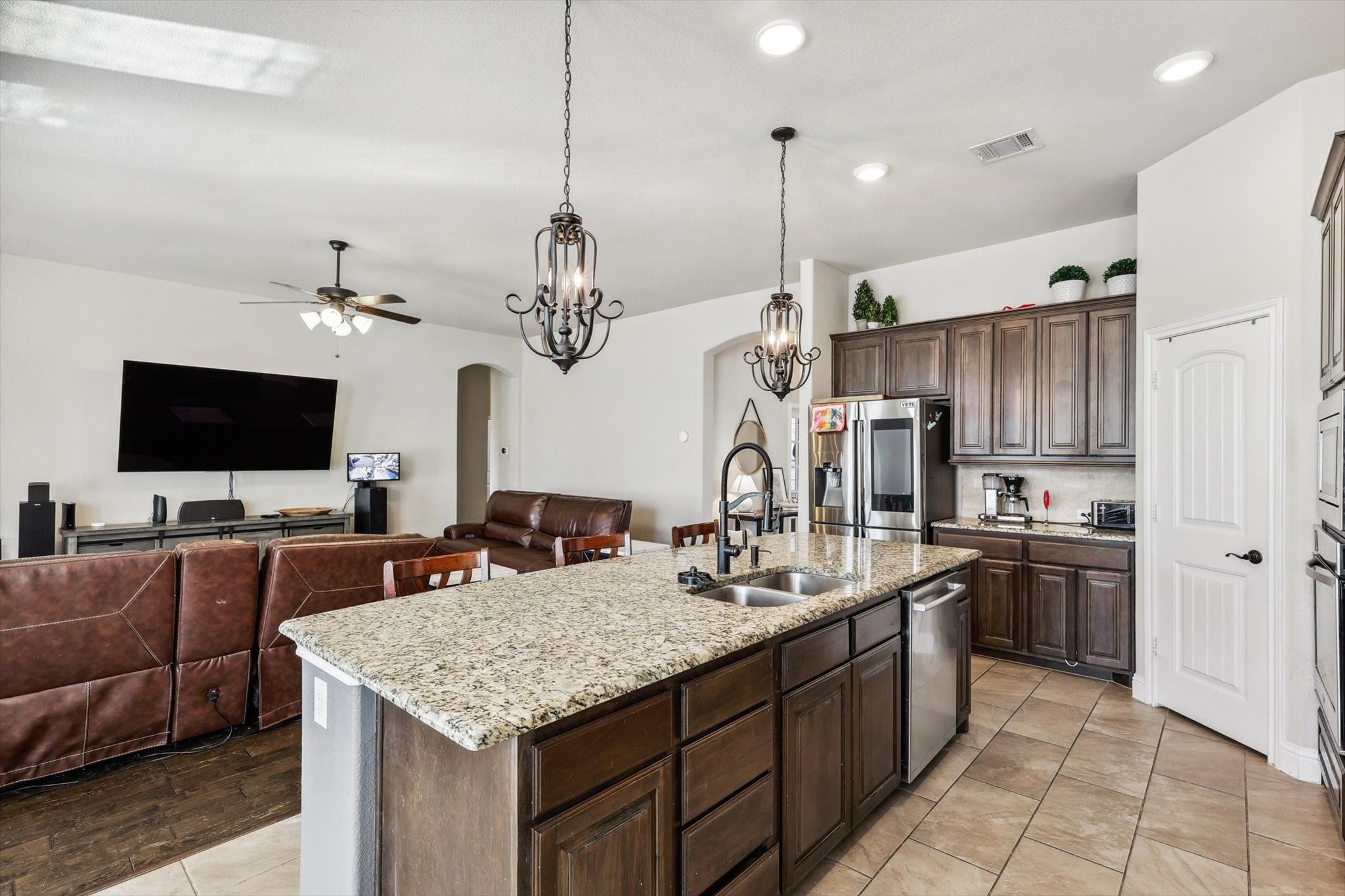 12333 Cedar Knoll