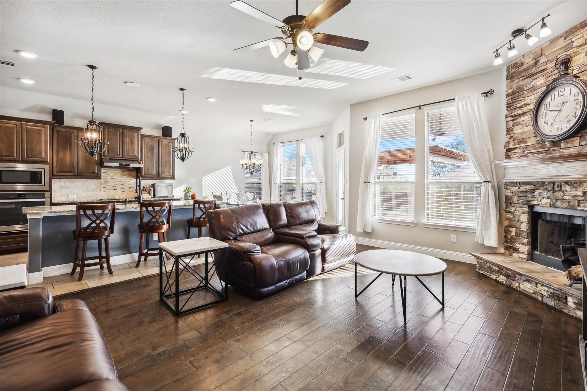 12333 Cedar Knoll
