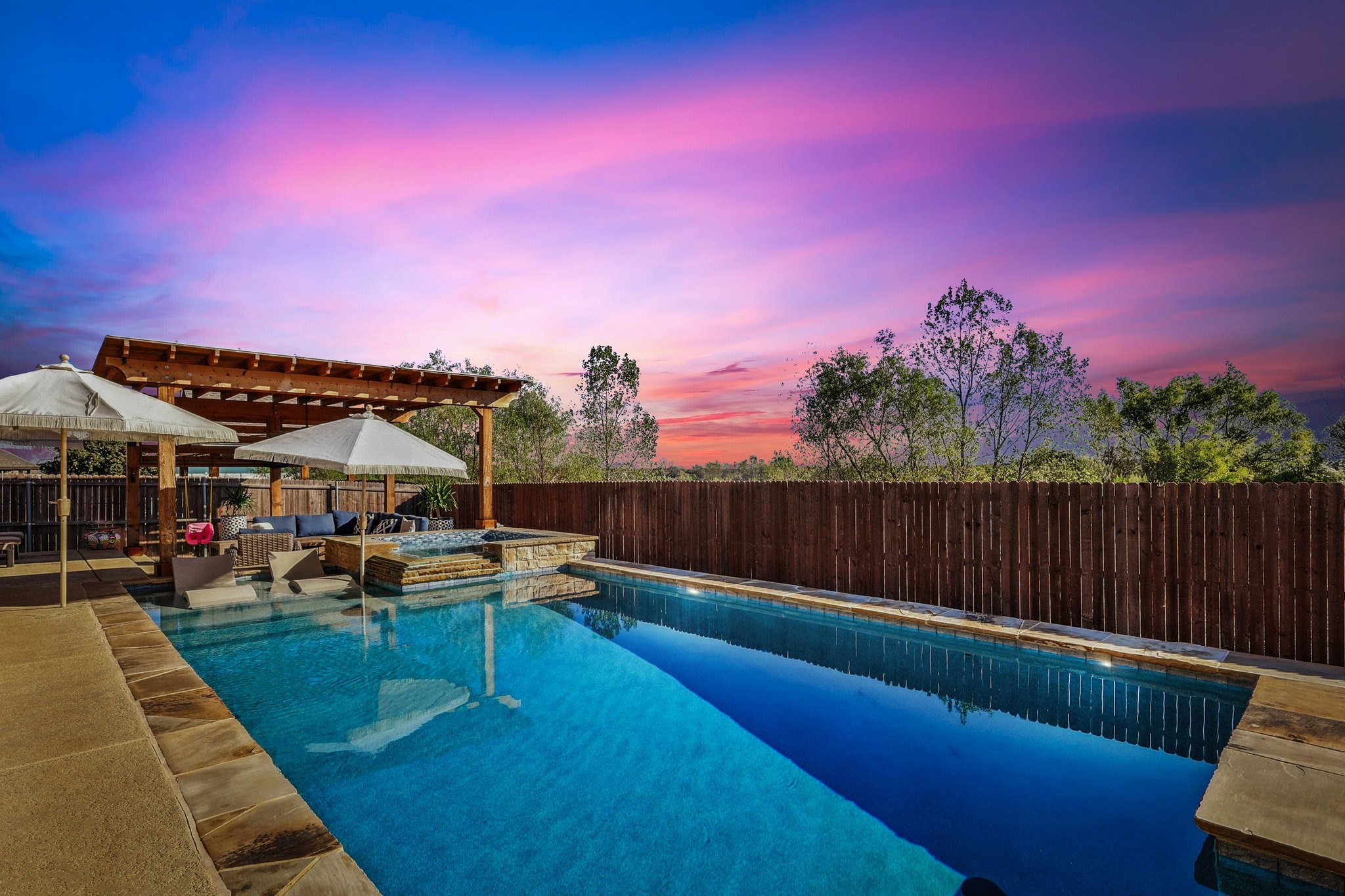 12333 Cedar Knoll