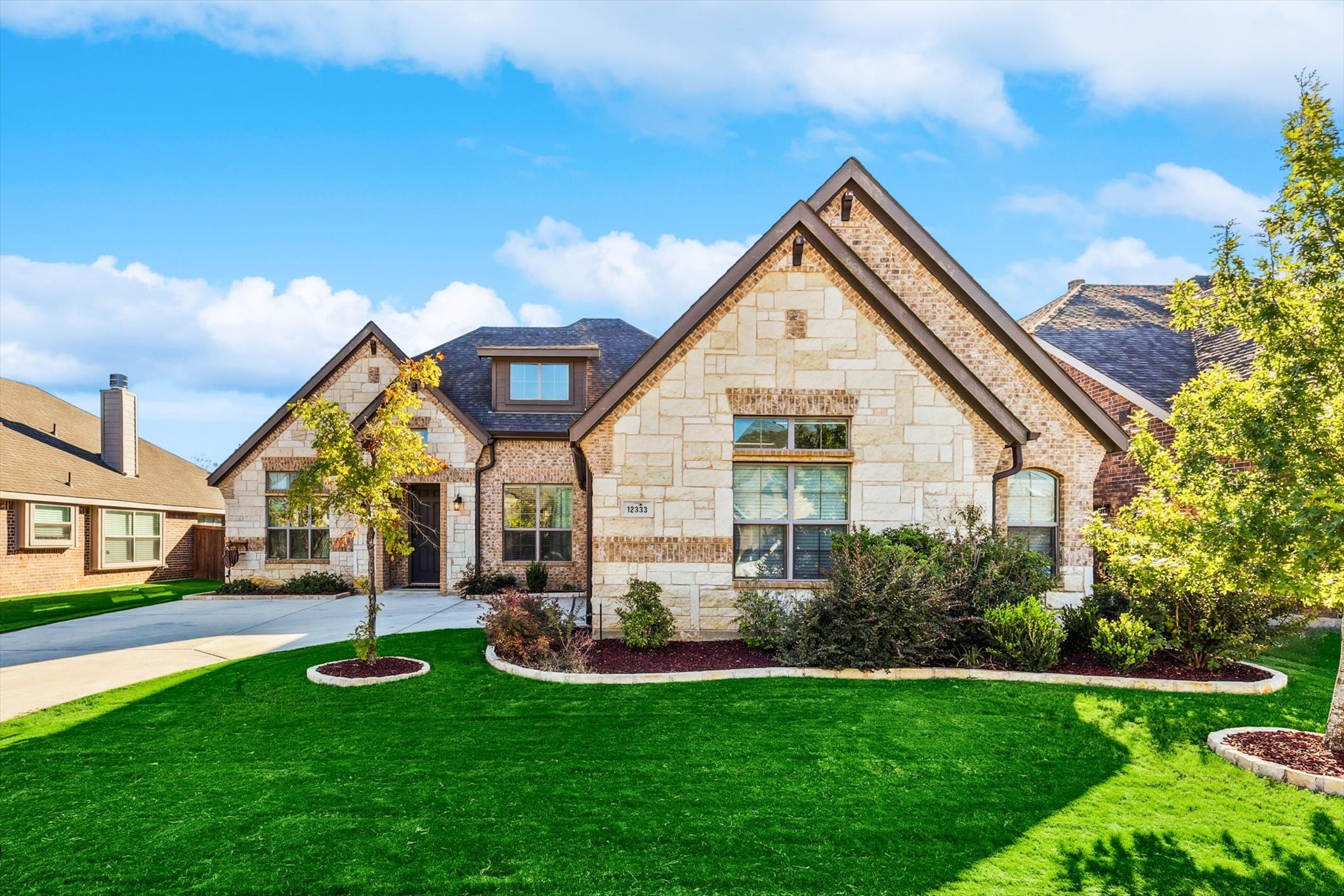 12333 Cedar Knoll