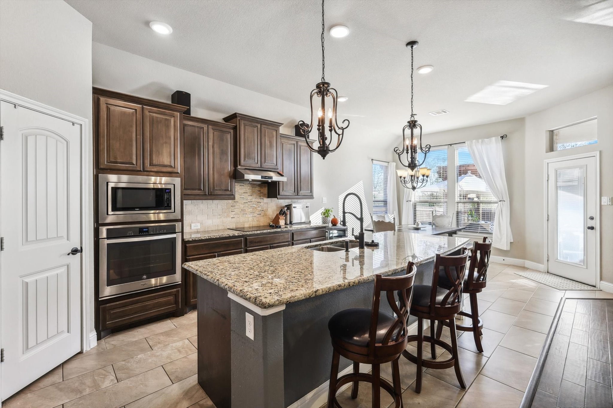 12333 Cedar Knoll
