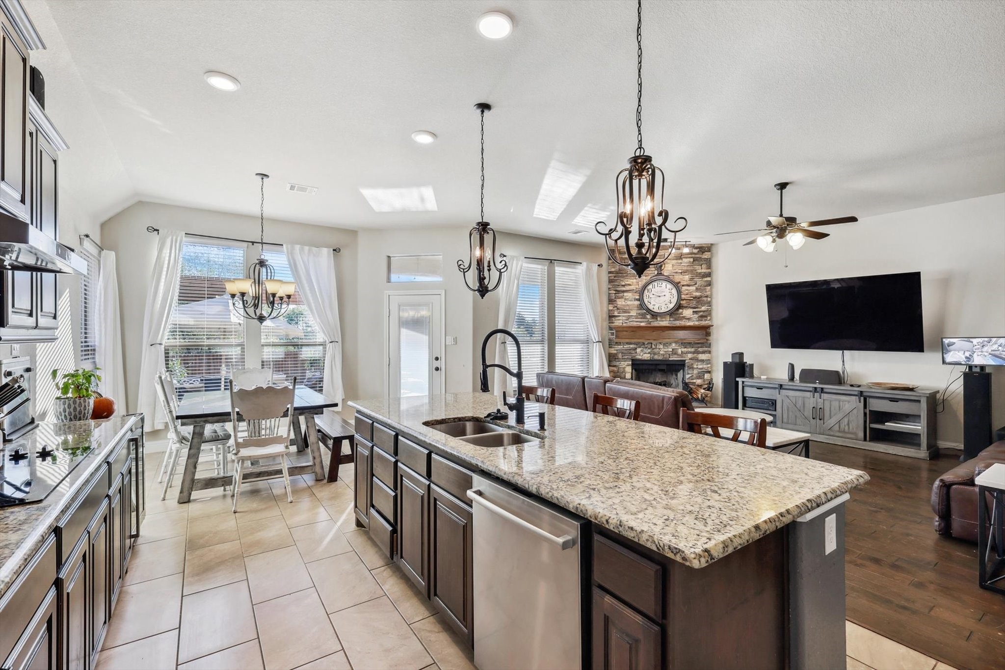 12333 Cedar Knoll