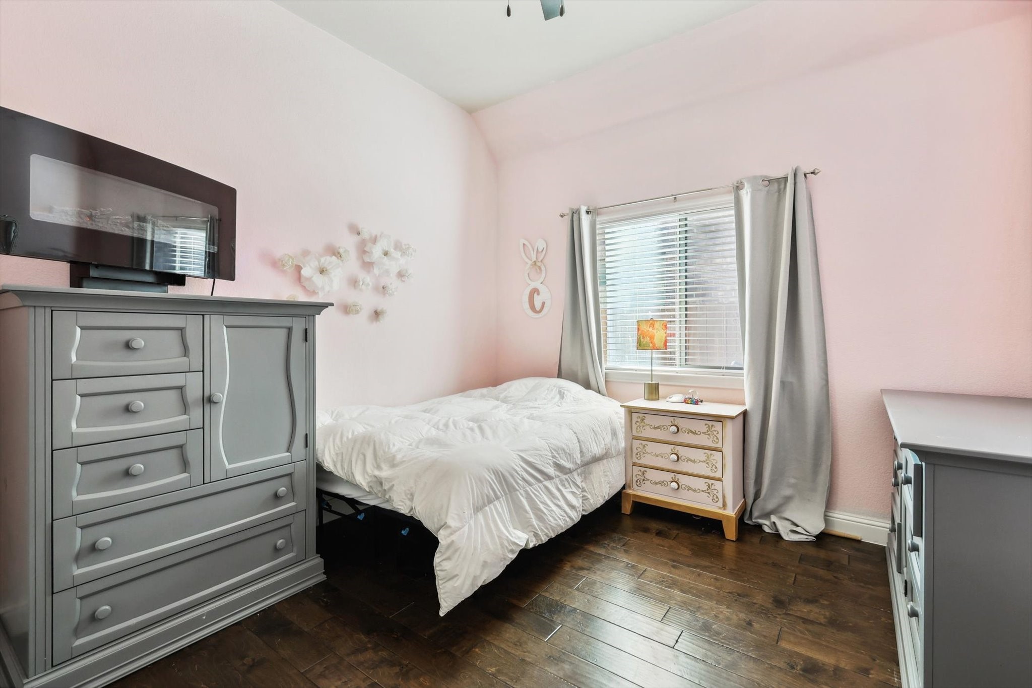 12333 Cedar Knoll