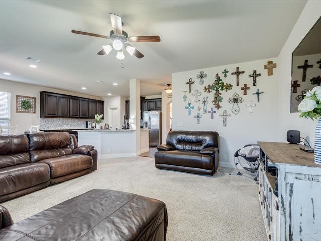 1112 Wheatear Drive