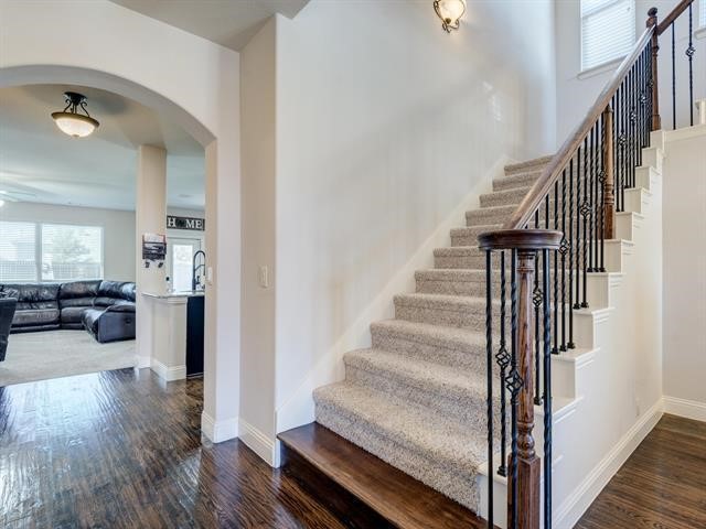 1112 Wheatear Drive