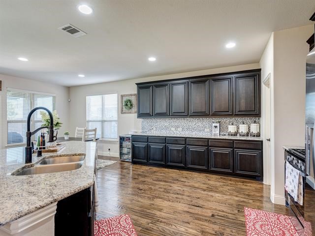 1112 Wheatear Drive