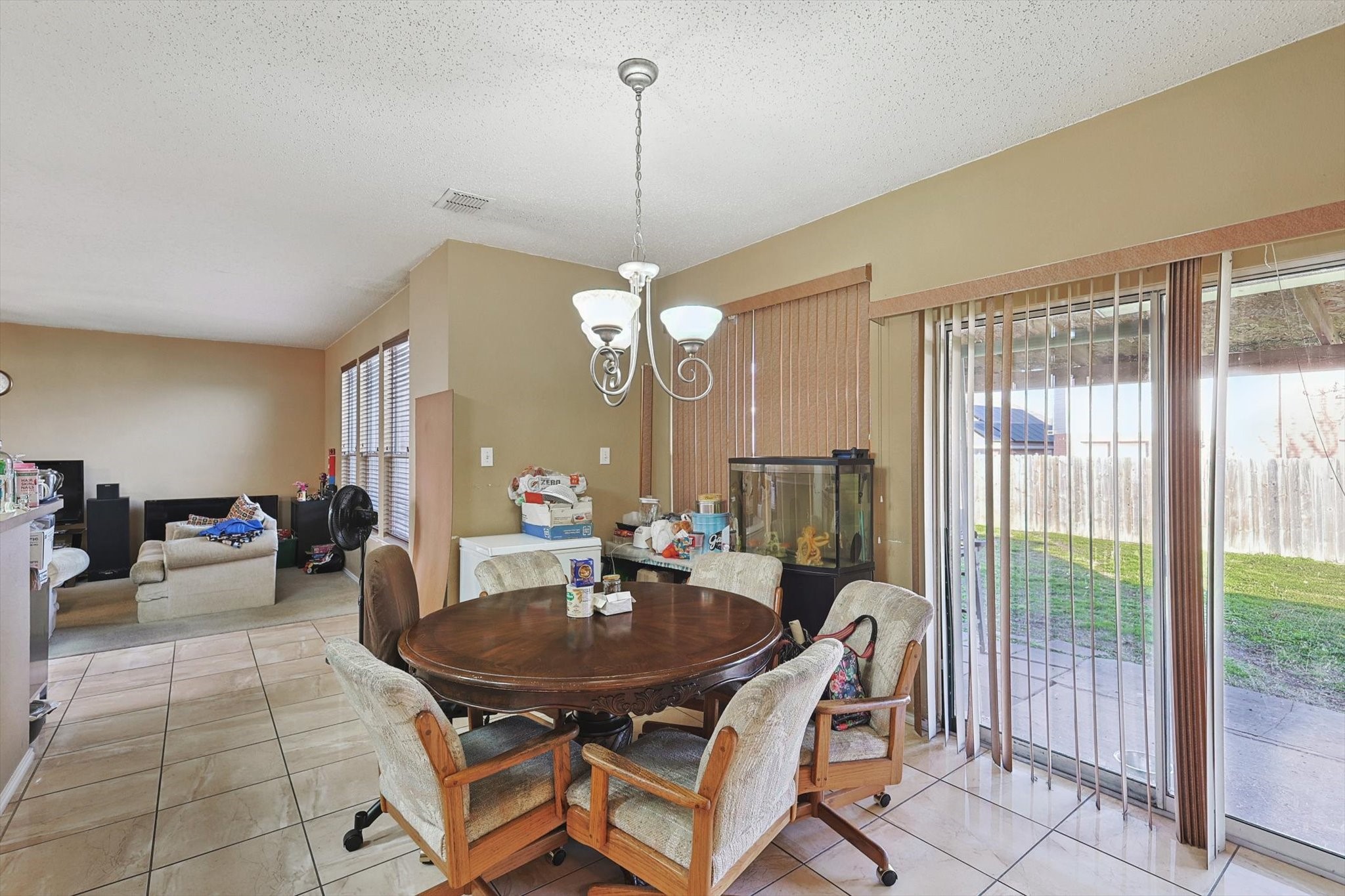 3412 Sagebrush Dr