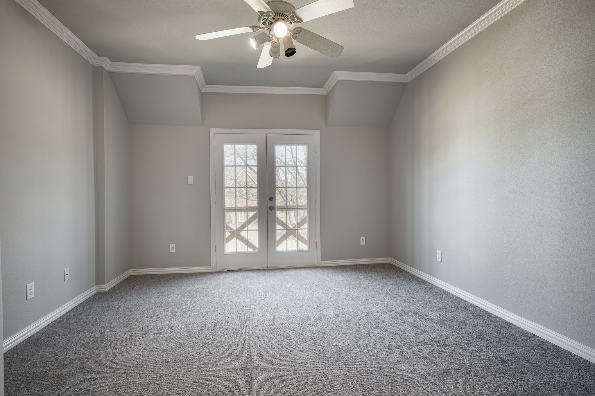 5031 Northshore Drive