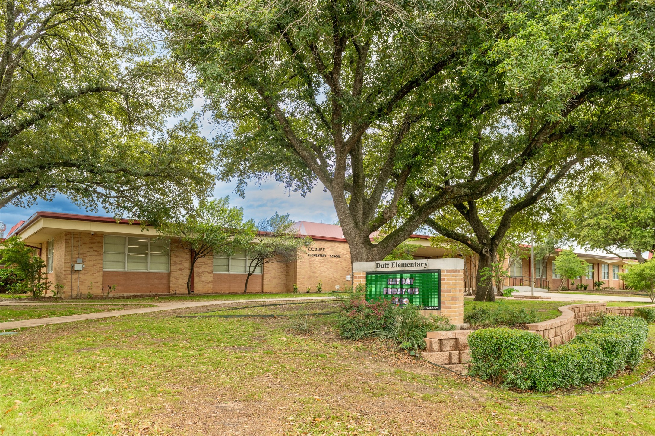 3100 Yellowstone Drive