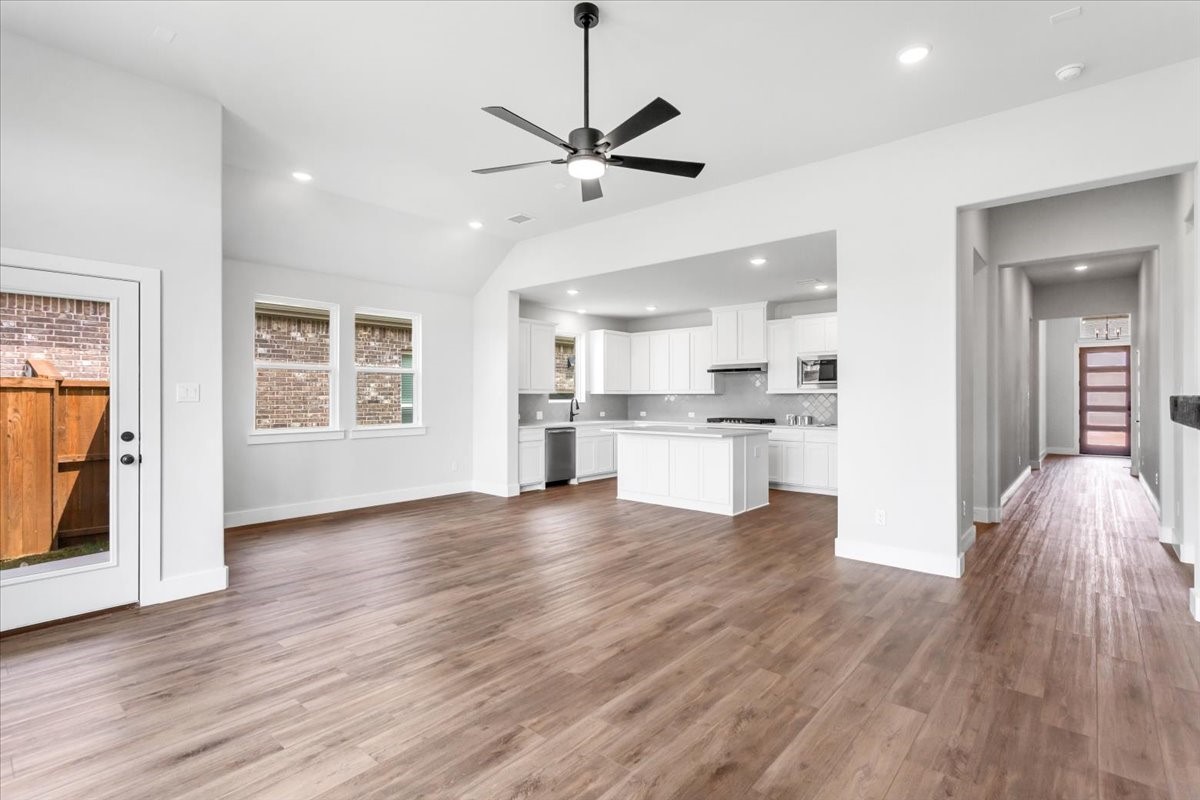 6213 Tahoe Winds Drive