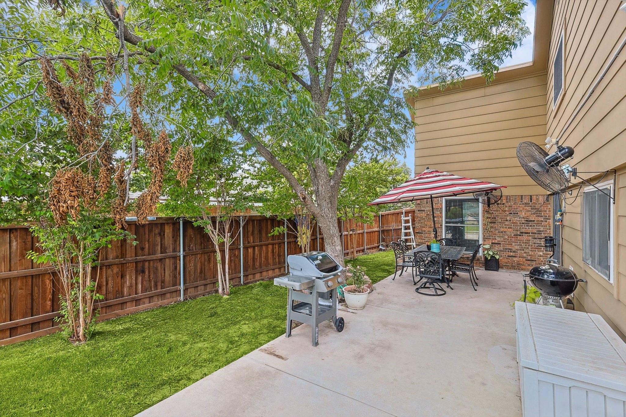 2620 Fallcreek Drive