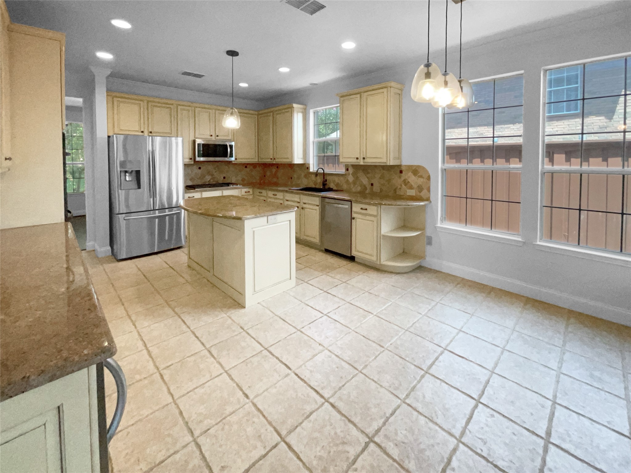9704 Kennemer Drive