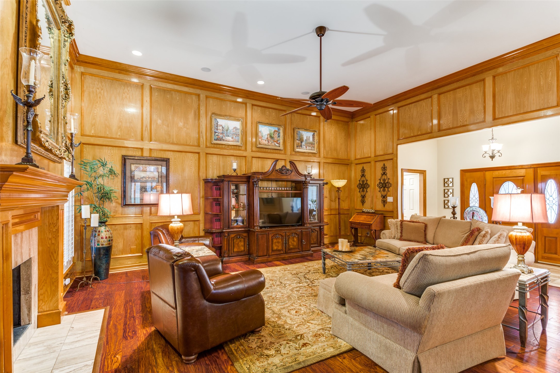 6701 Castle Creek Drive