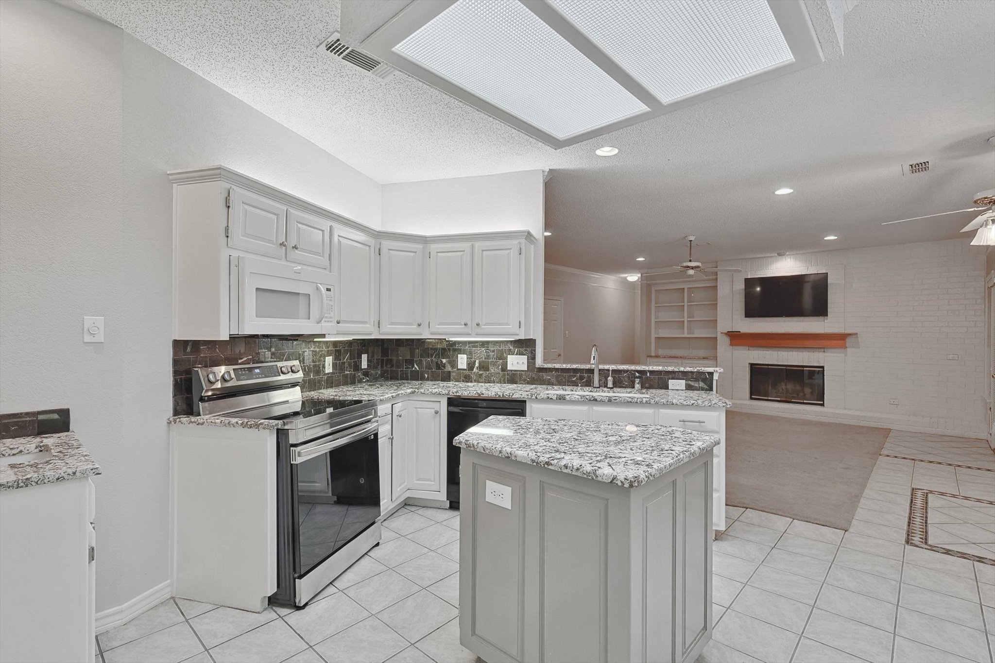 6616 Westmoor Lane