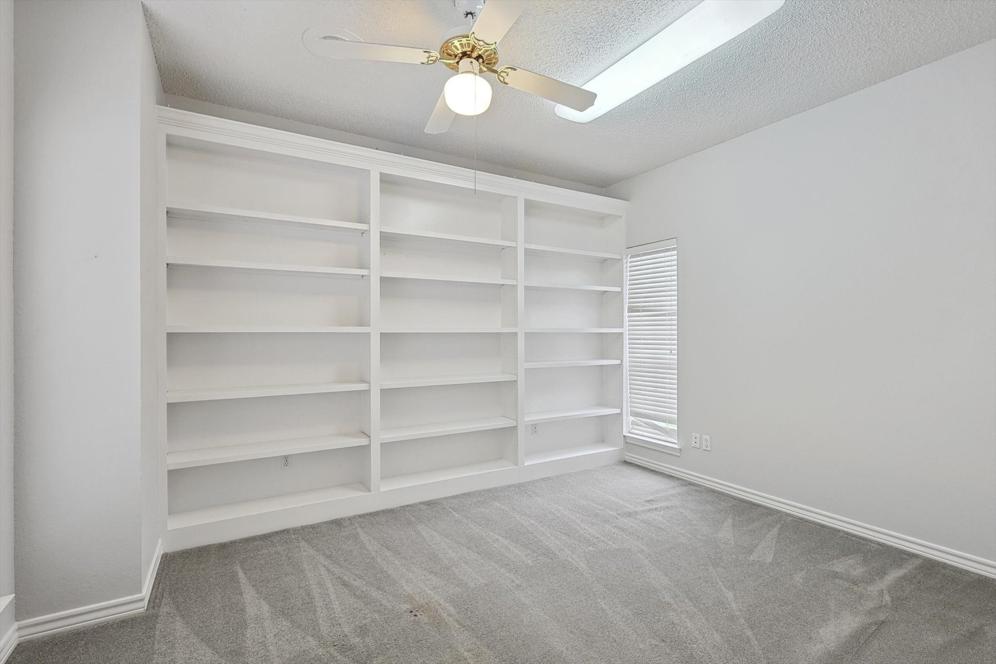 6616 Westmoor Lane