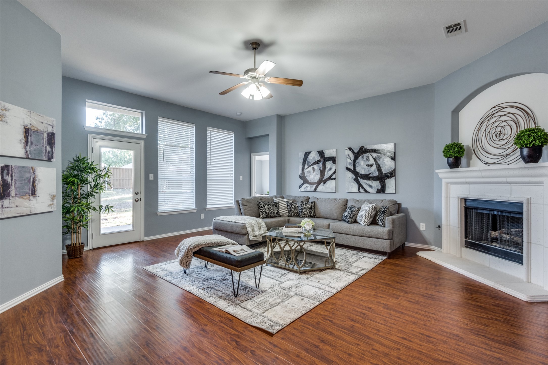 1604 Tanglerose Drive