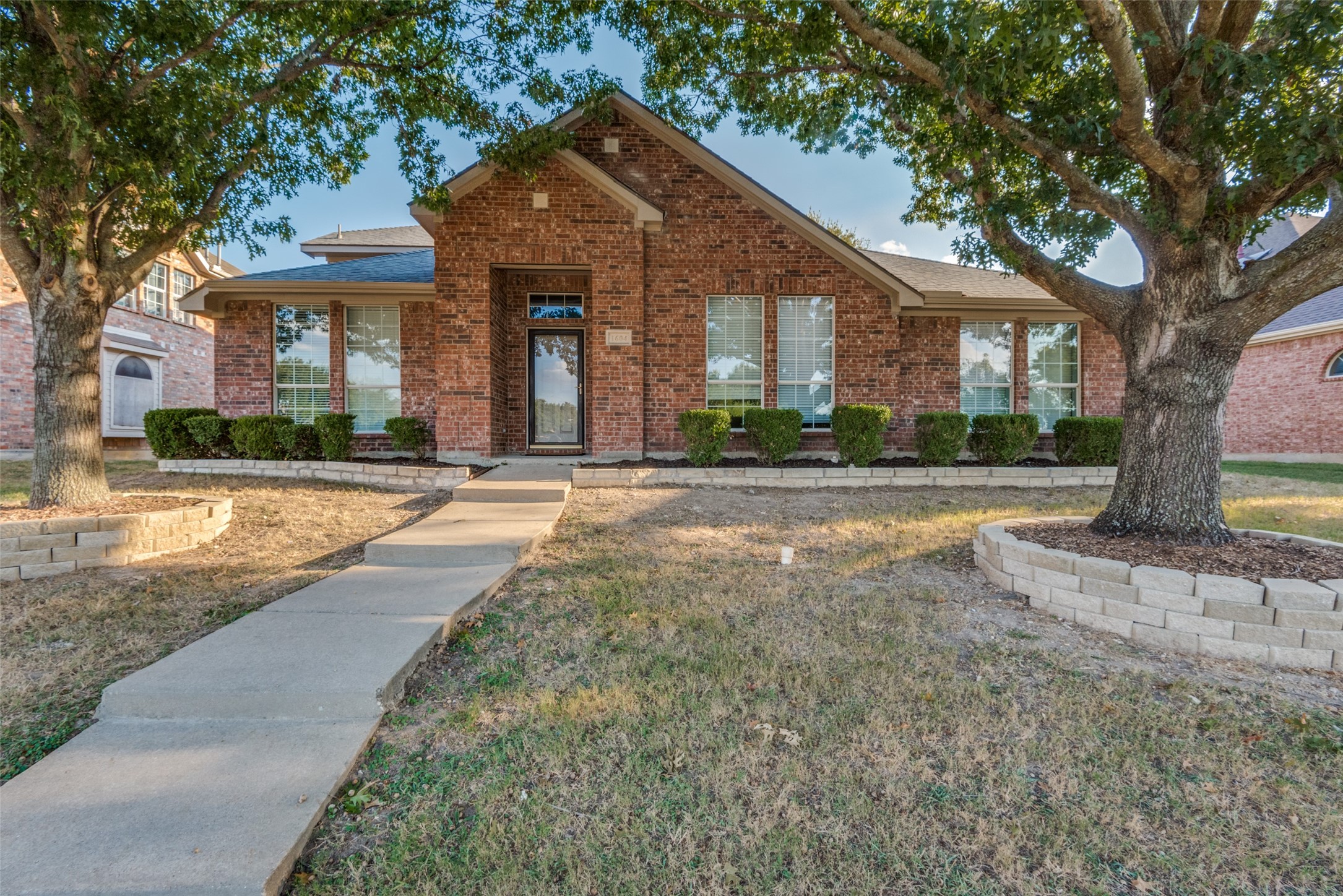 1604 Tanglerose Drive