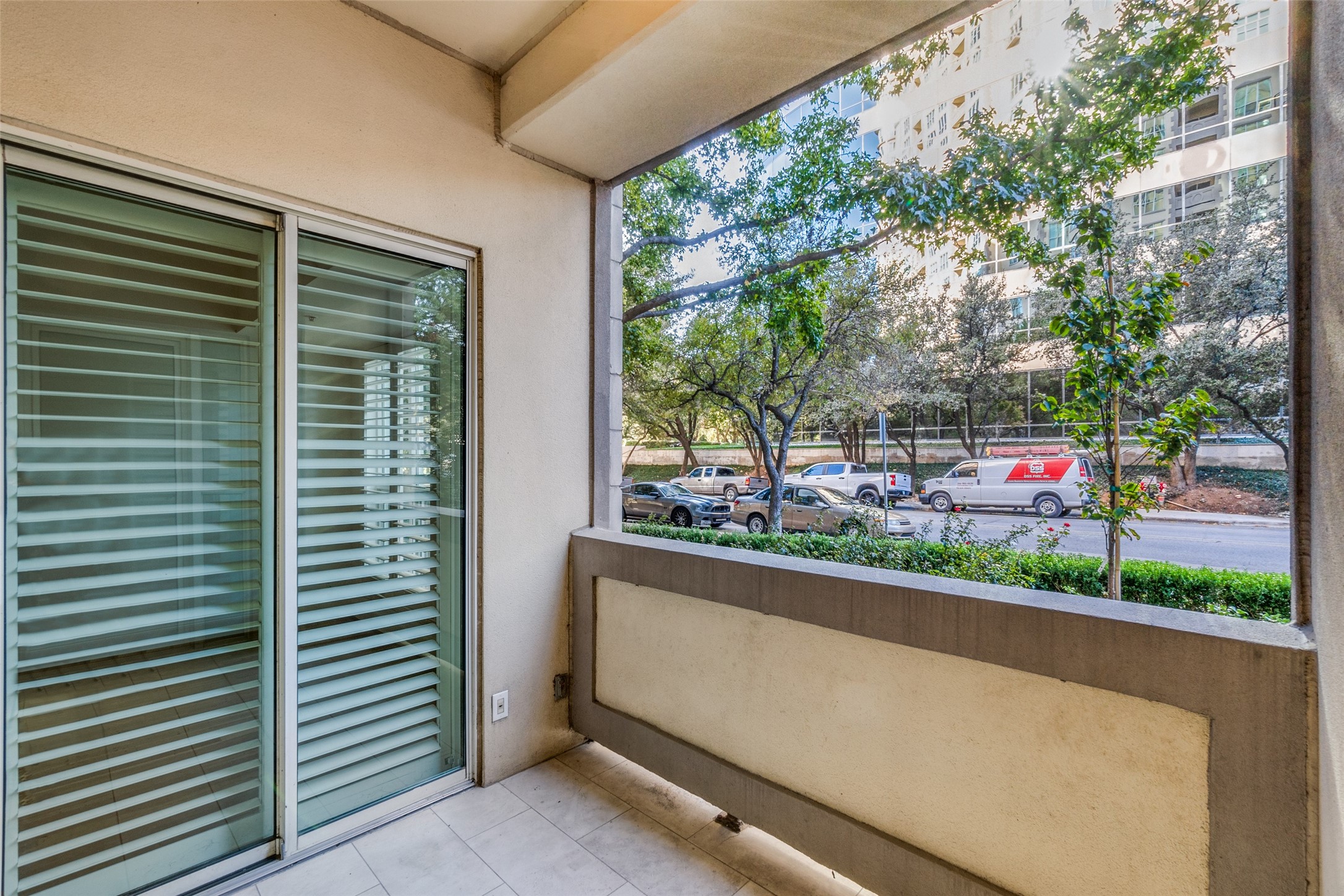 3401 Lee Parkway 101