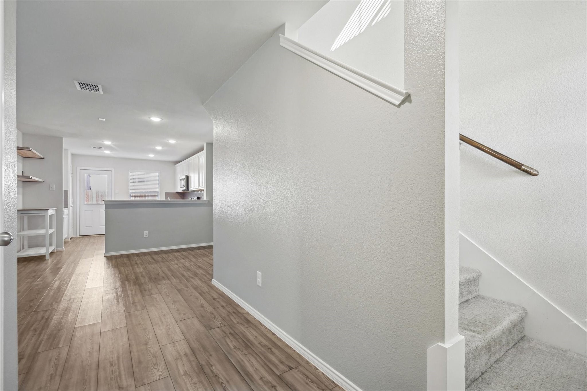 1529 Vega Drive