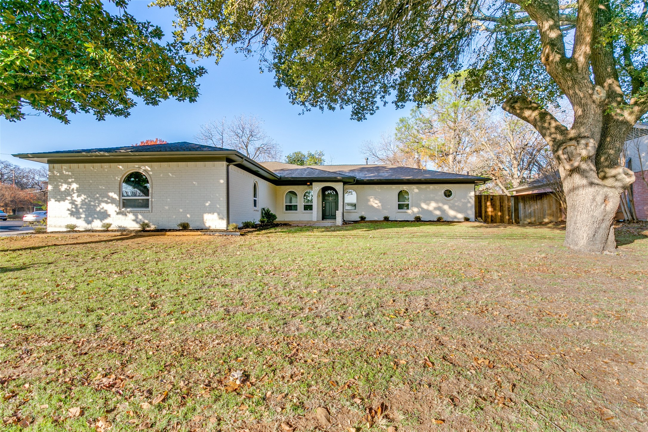 1404 Overlook Drive