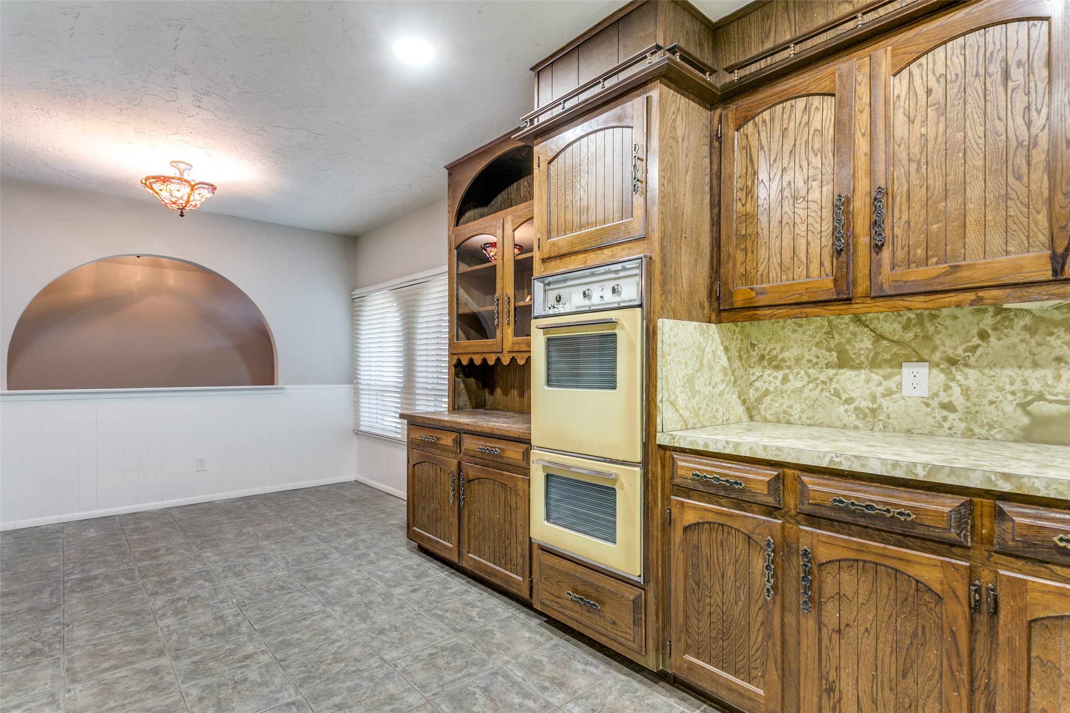 1404 Overlook Drive