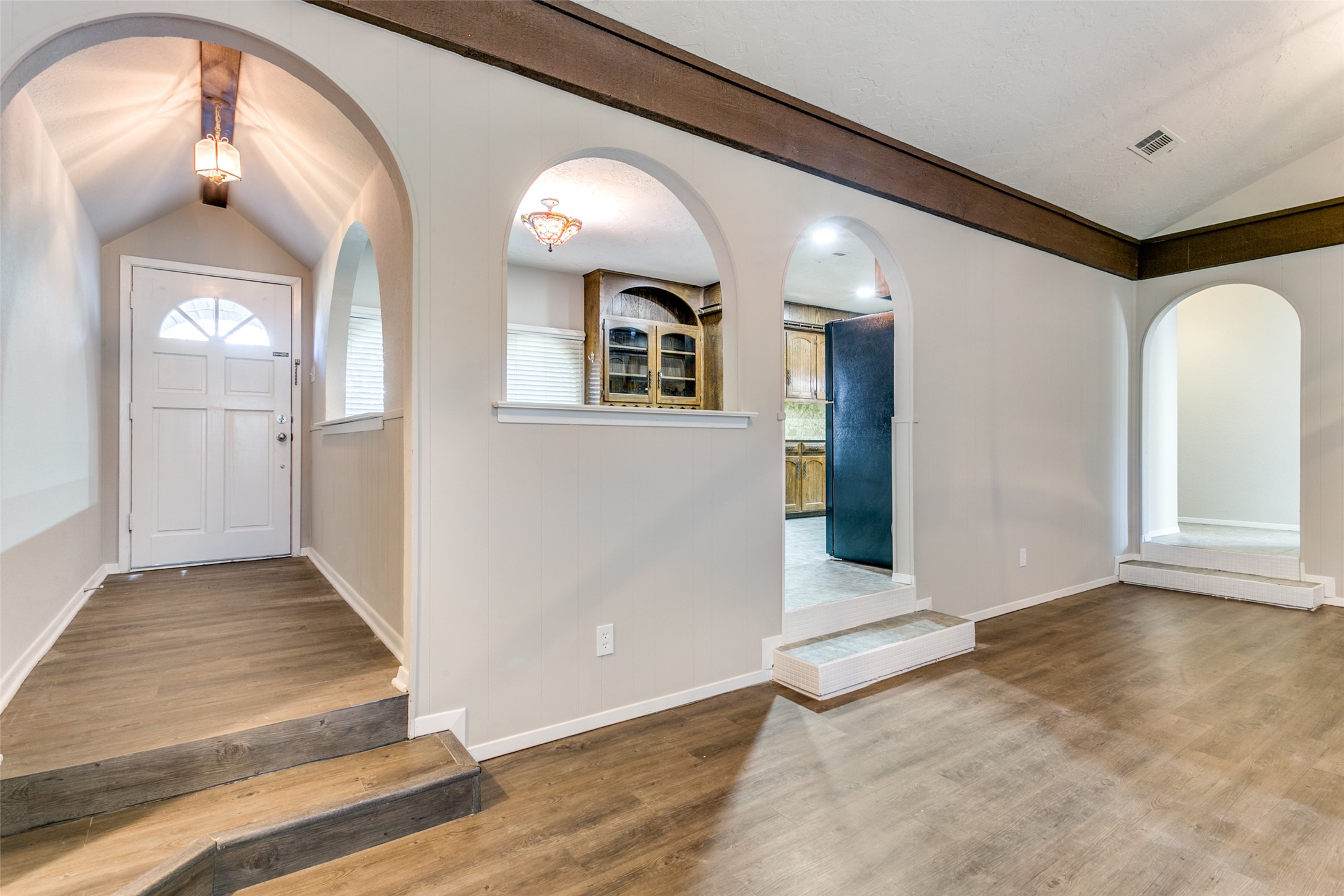 1404 Overlook Drive