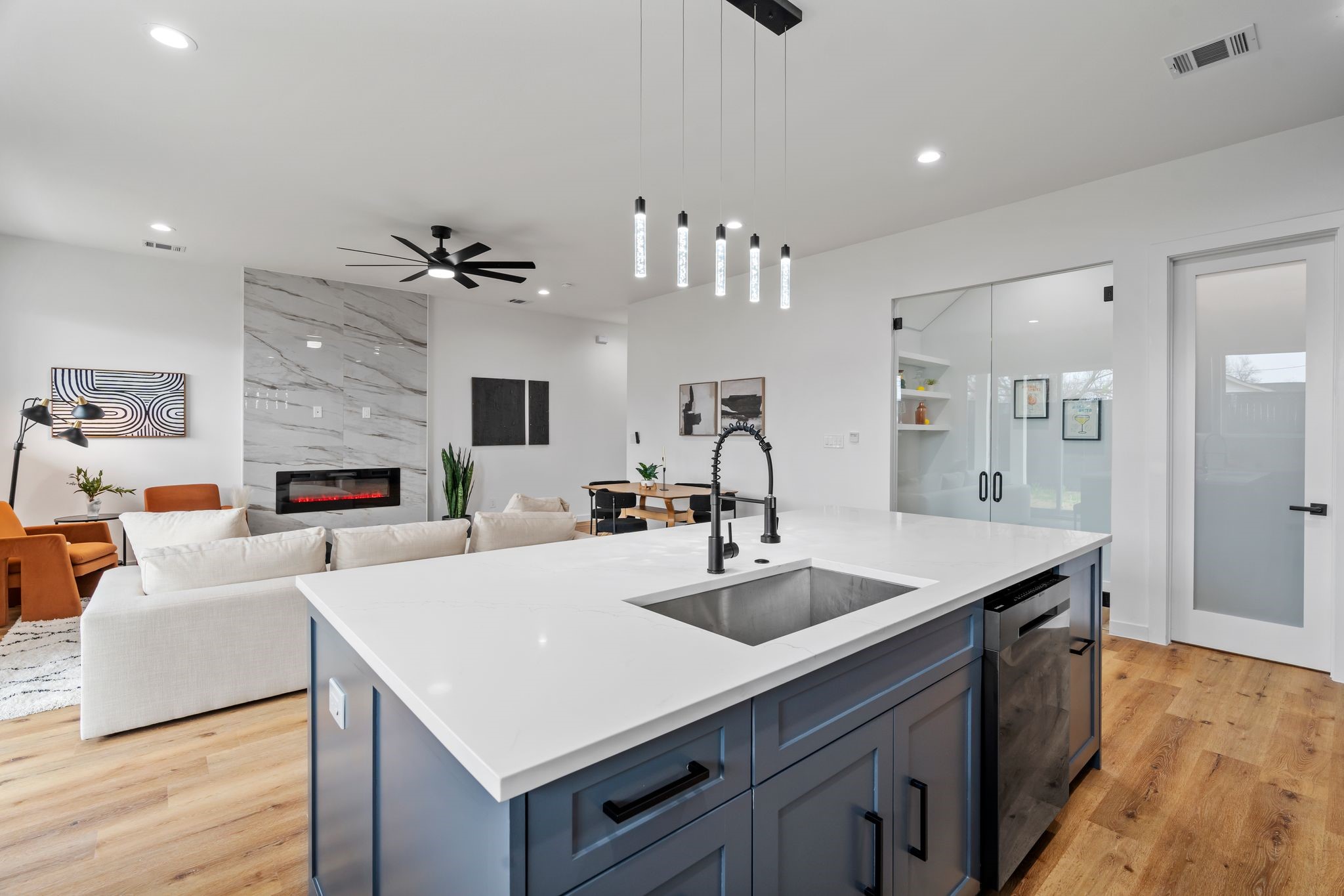 3101 Chihuahua Avenue