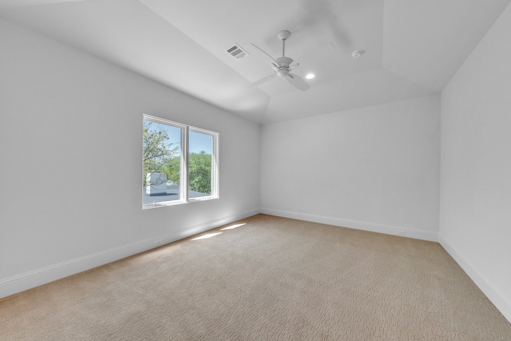 5031 Linnet Lane