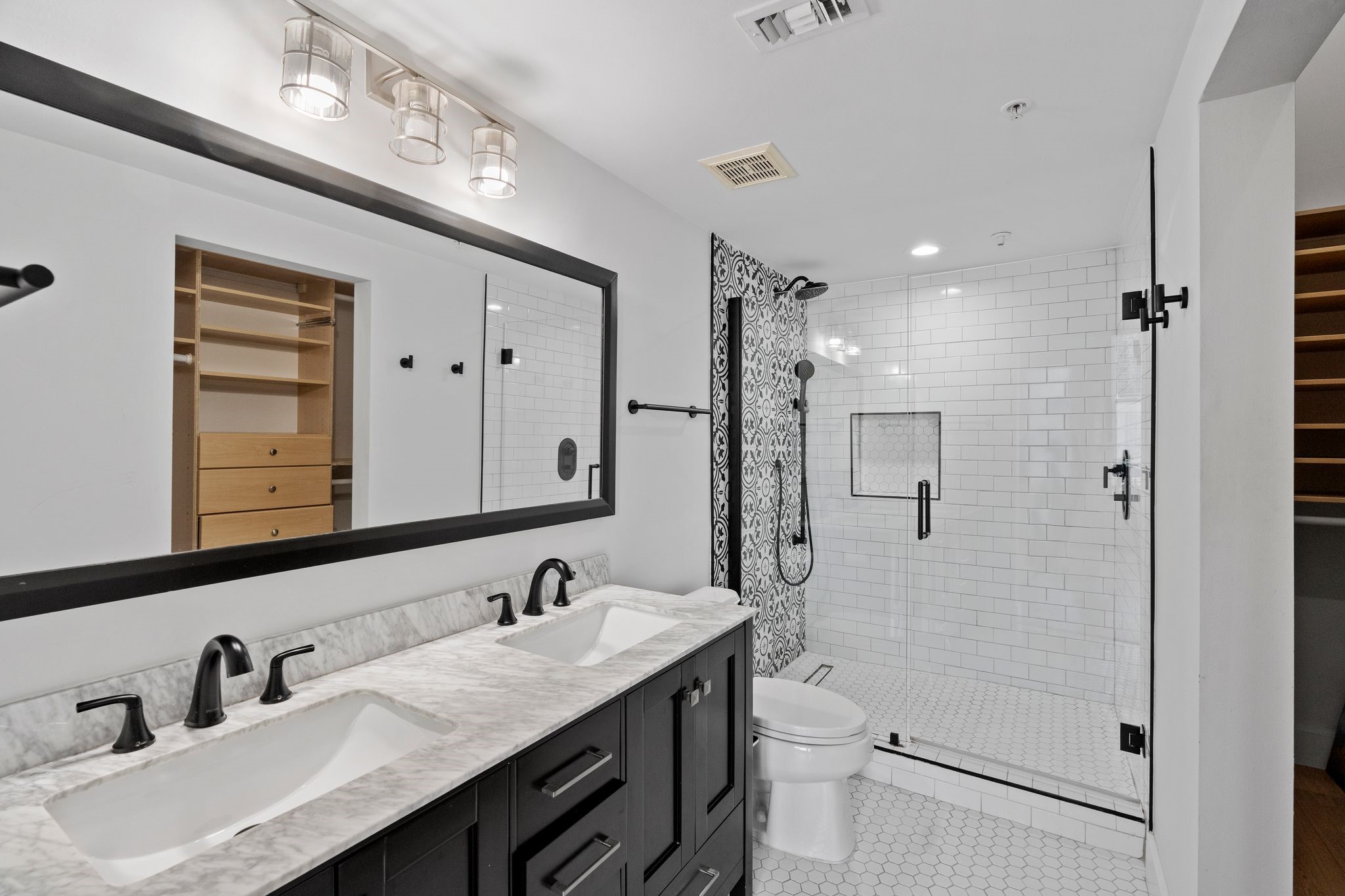 2502 Live Oak Street 130