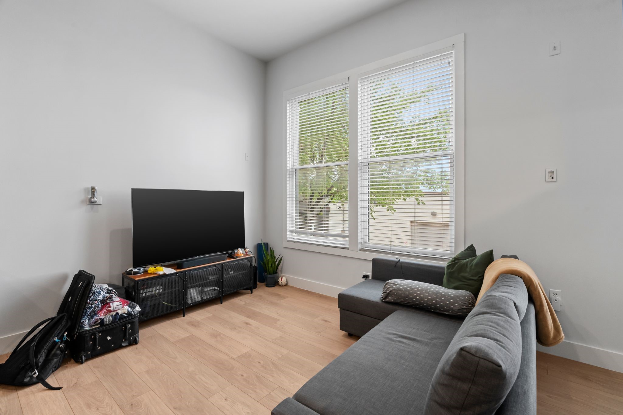 2502 Live Oak Street 130