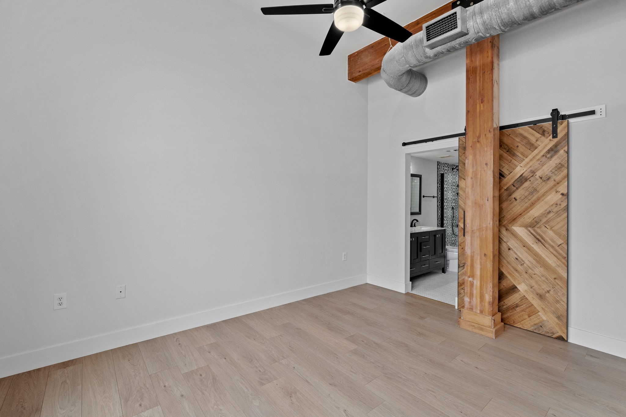 2502 Live Oak Street 130