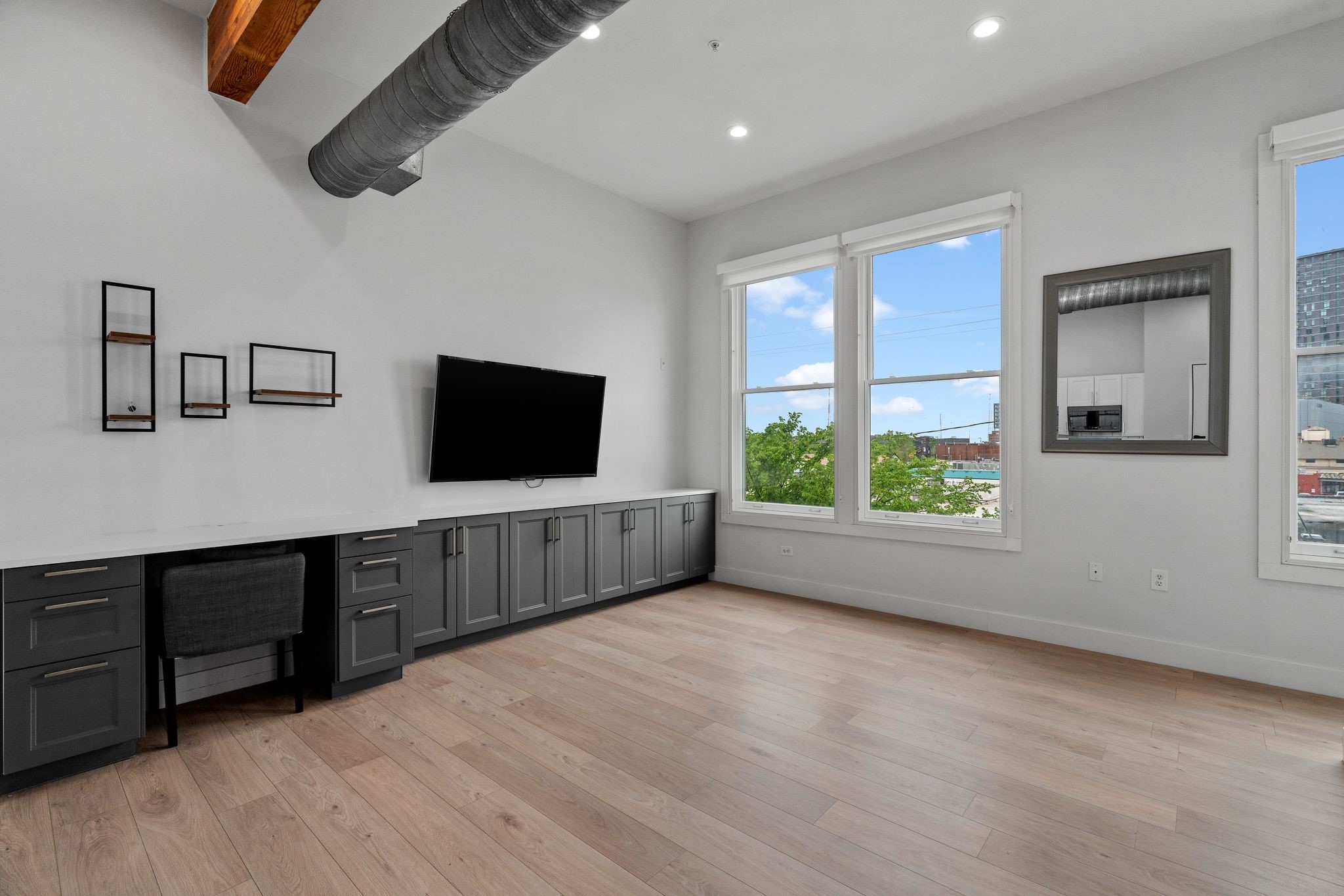 2502 Live Oak Street 130