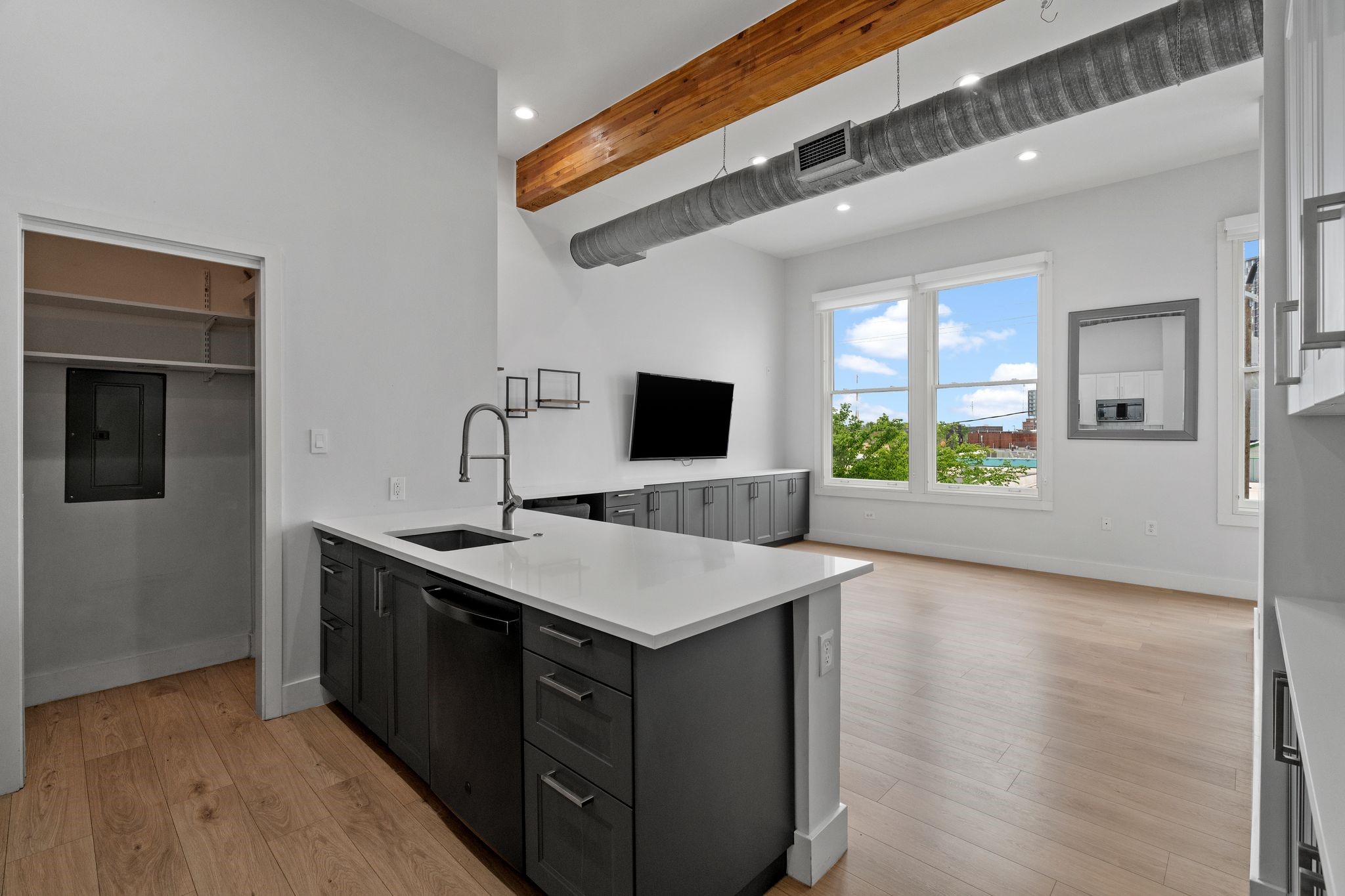 2502 Live Oak Street 130