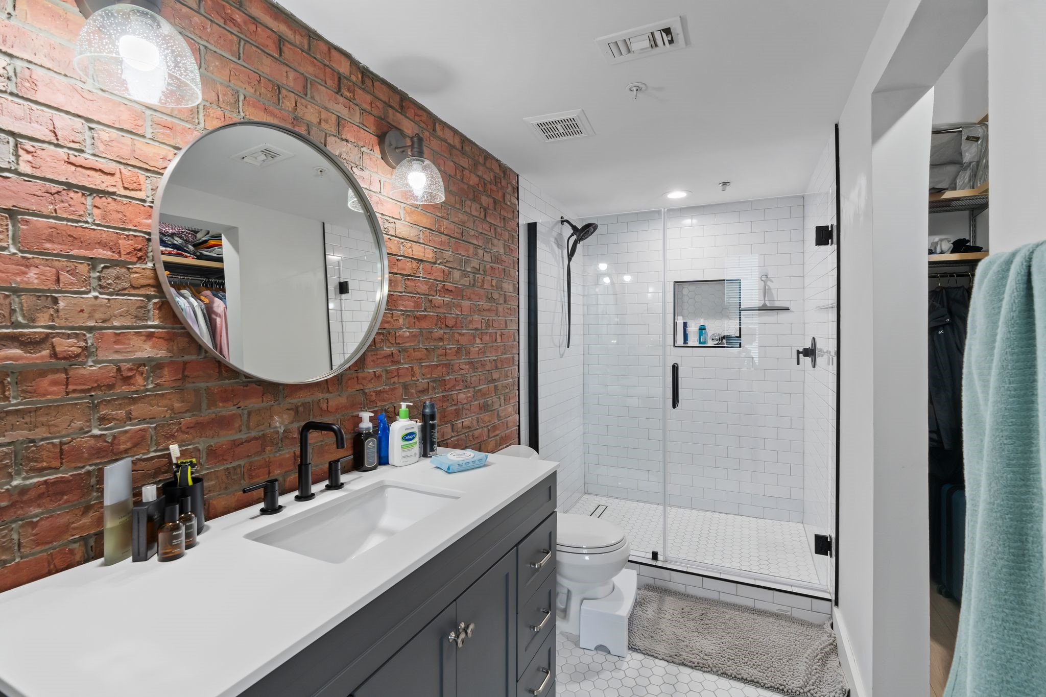 2502 Live Oak Street 130