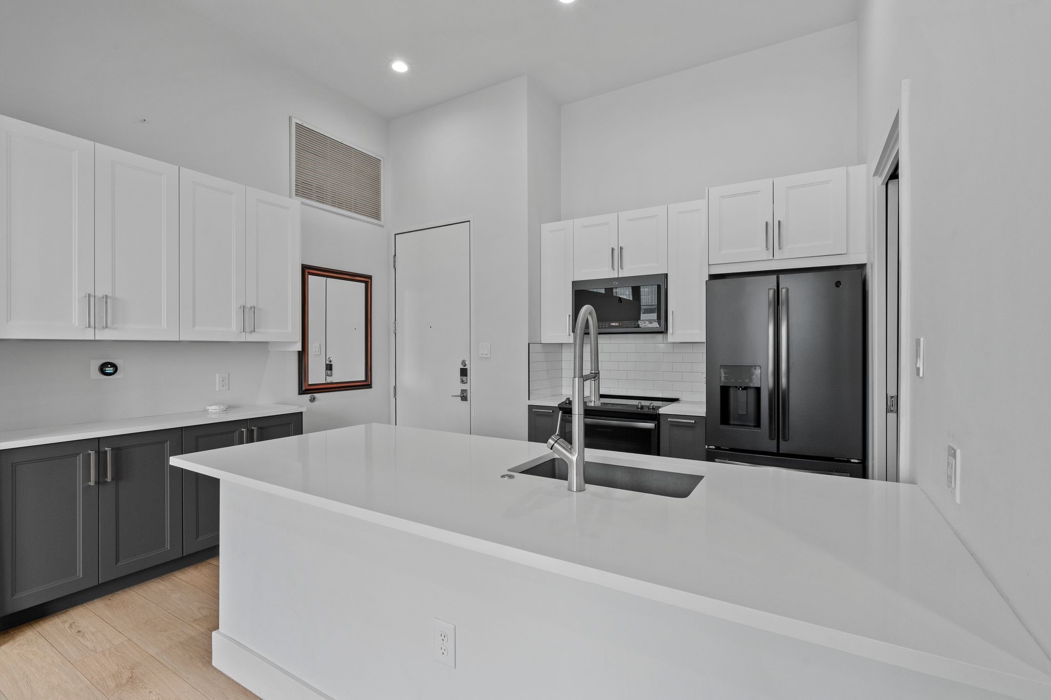 2502 Live Oak Street 230