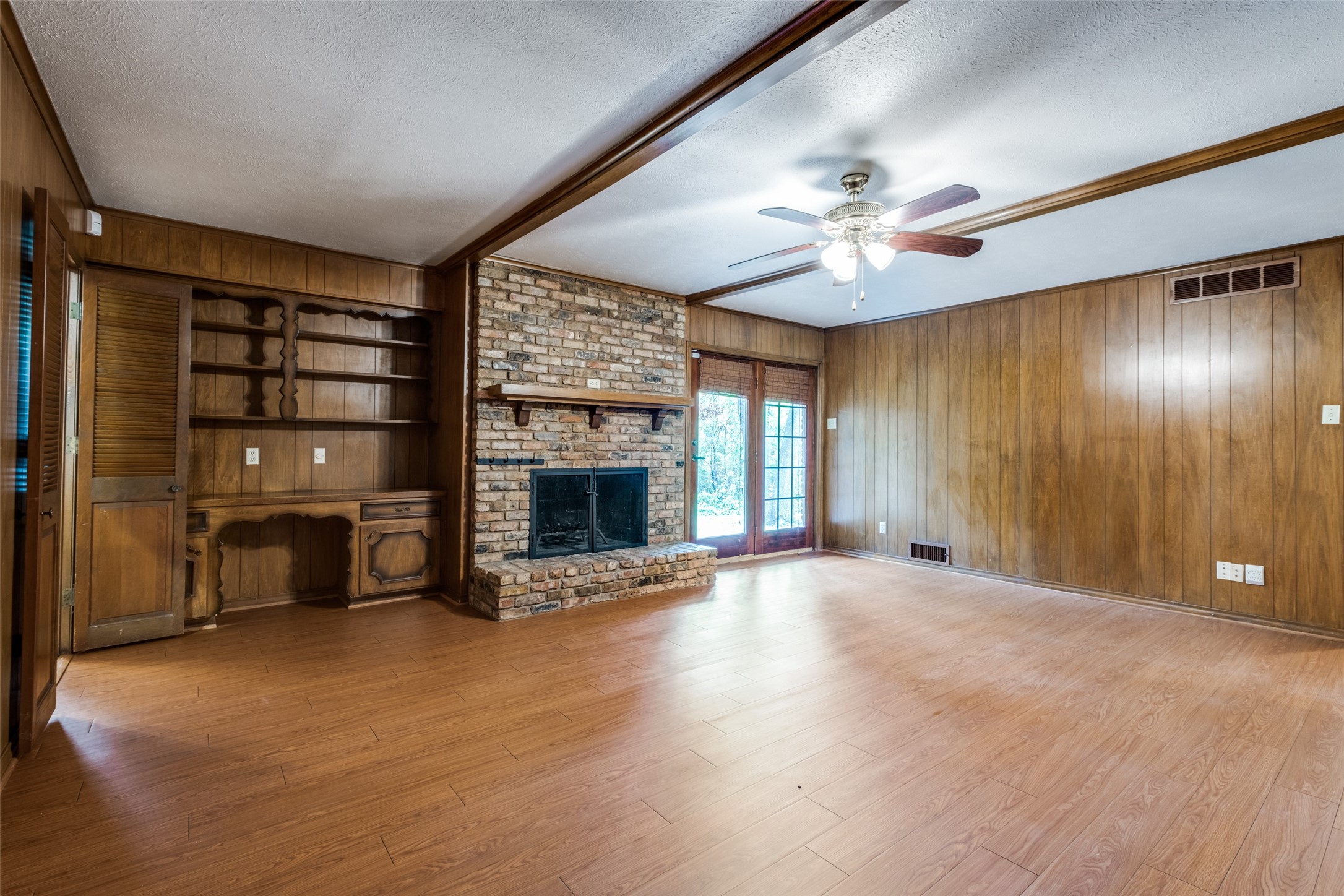 8428 Bellingham Drive