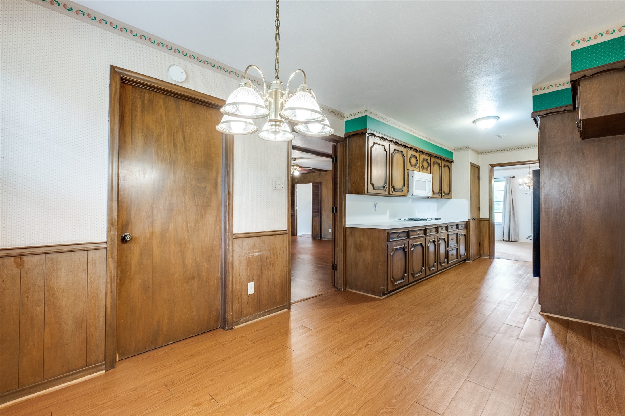 8428 Bellingham Drive