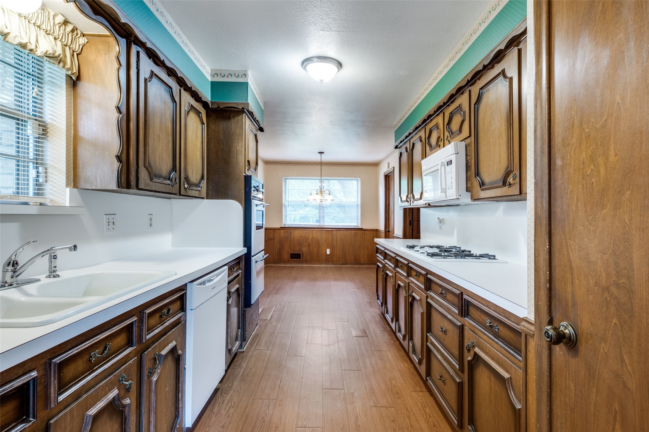 8428 Bellingham Drive