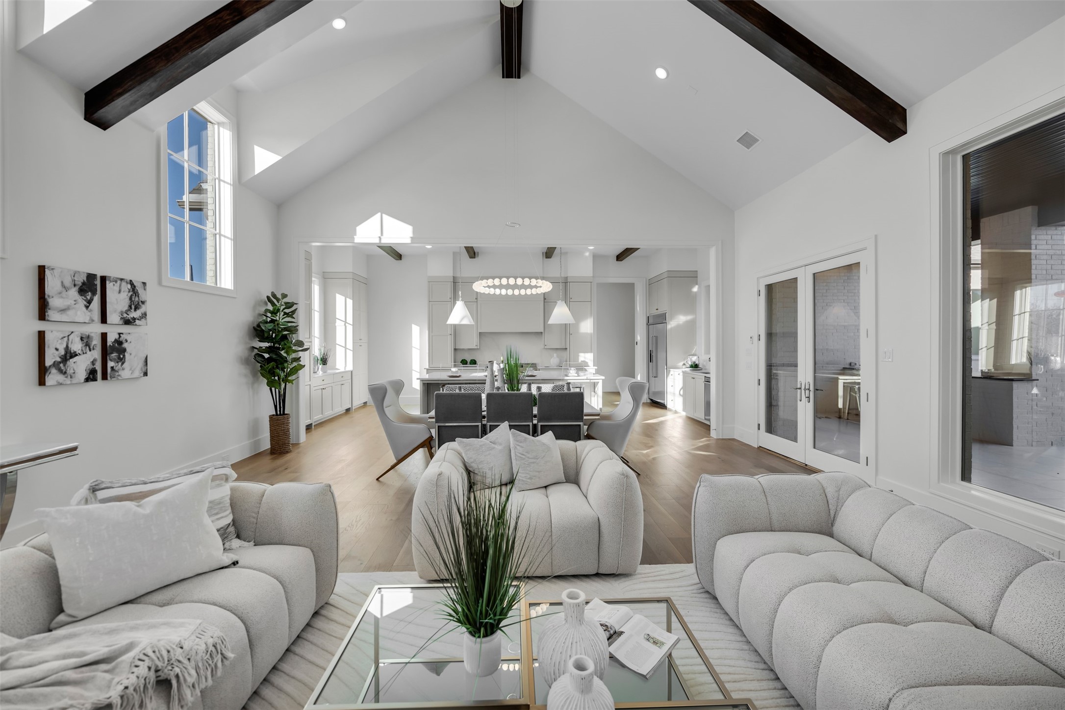 206 Laila Court