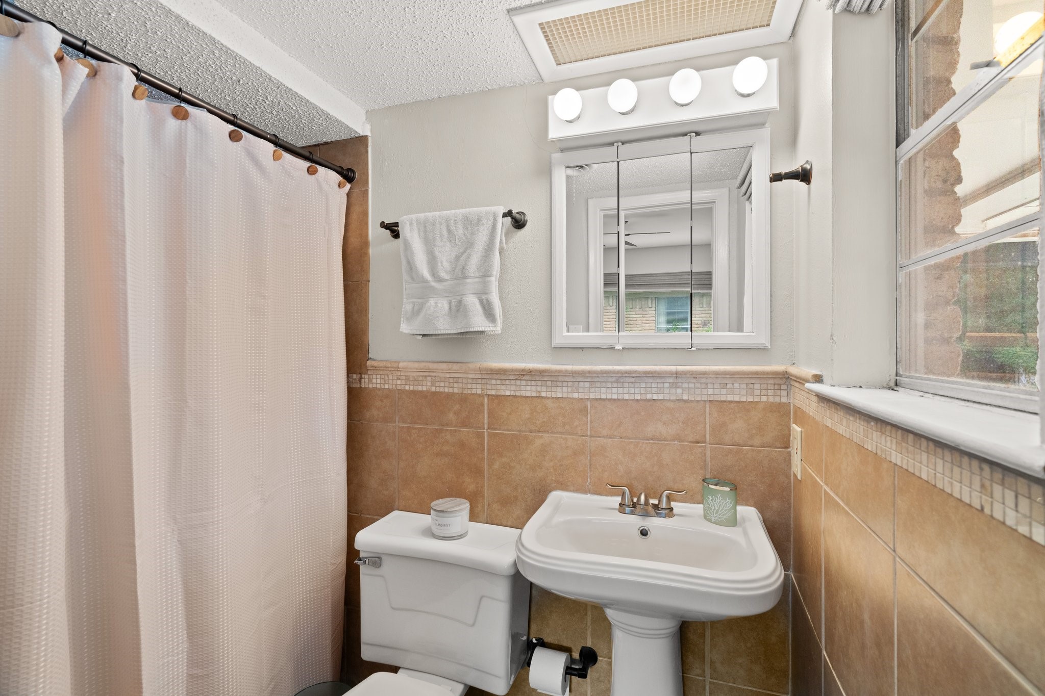 9239 Jennie Lee Lane