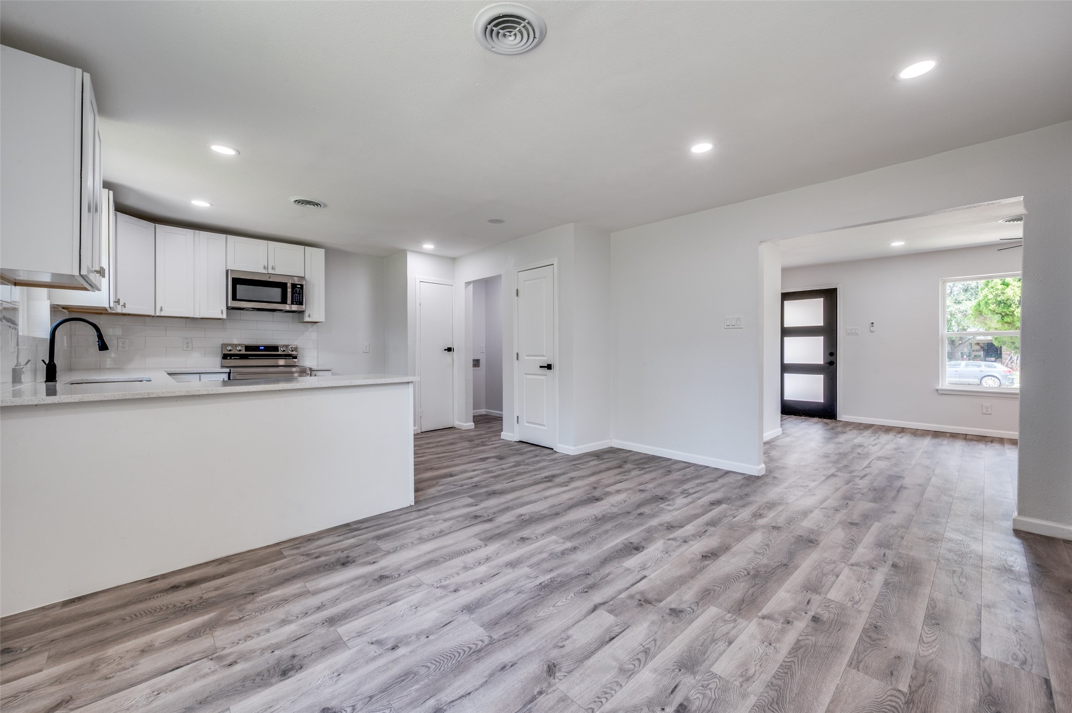 2422 Morgan Street
