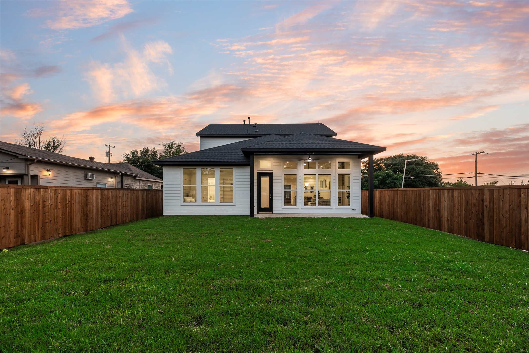 1392 Hartsdale Drive