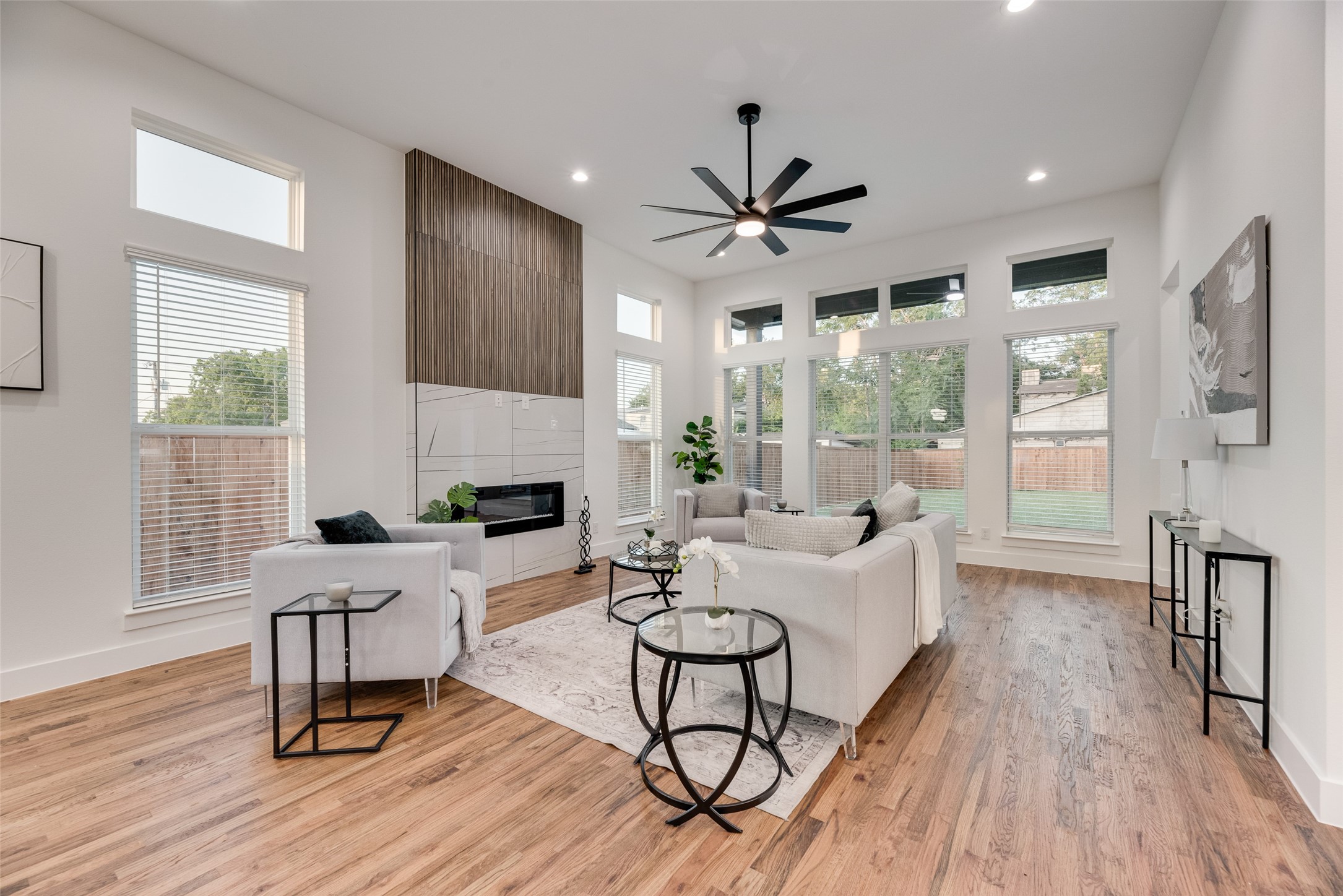 1392 Hartsdale Drive