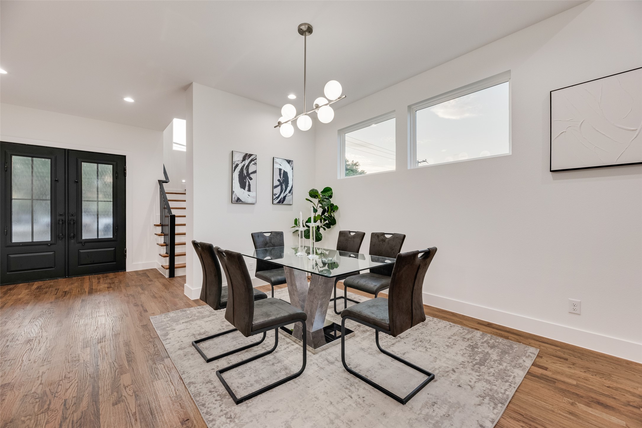 1392 Hartsdale Drive