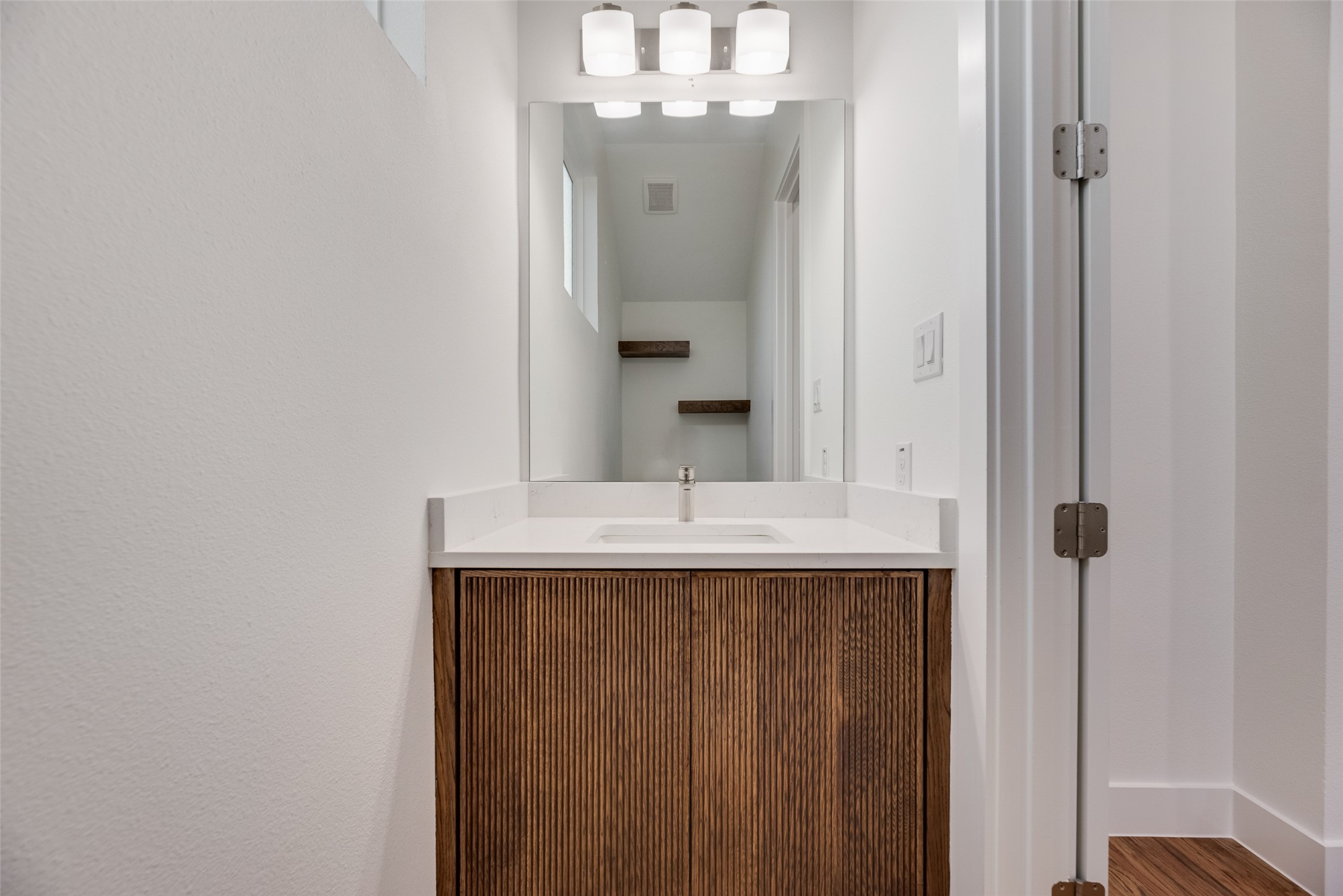 1392 Hartsdale Drive